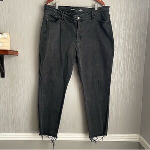 Old Navy High Rise OG Straight Black Jeans Womens size 18